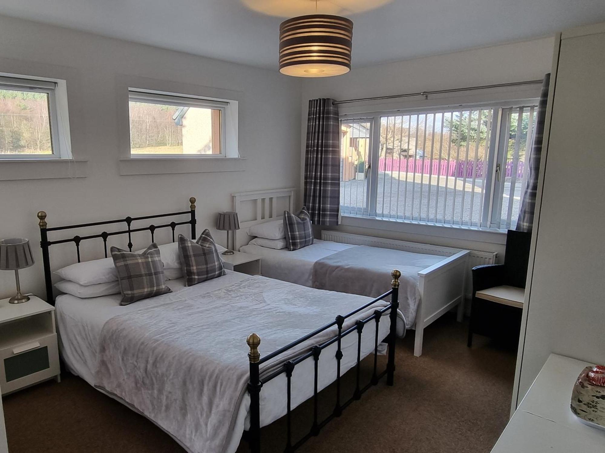 Carn Mhor Bed And Breakfast Aviemore Værelse billede