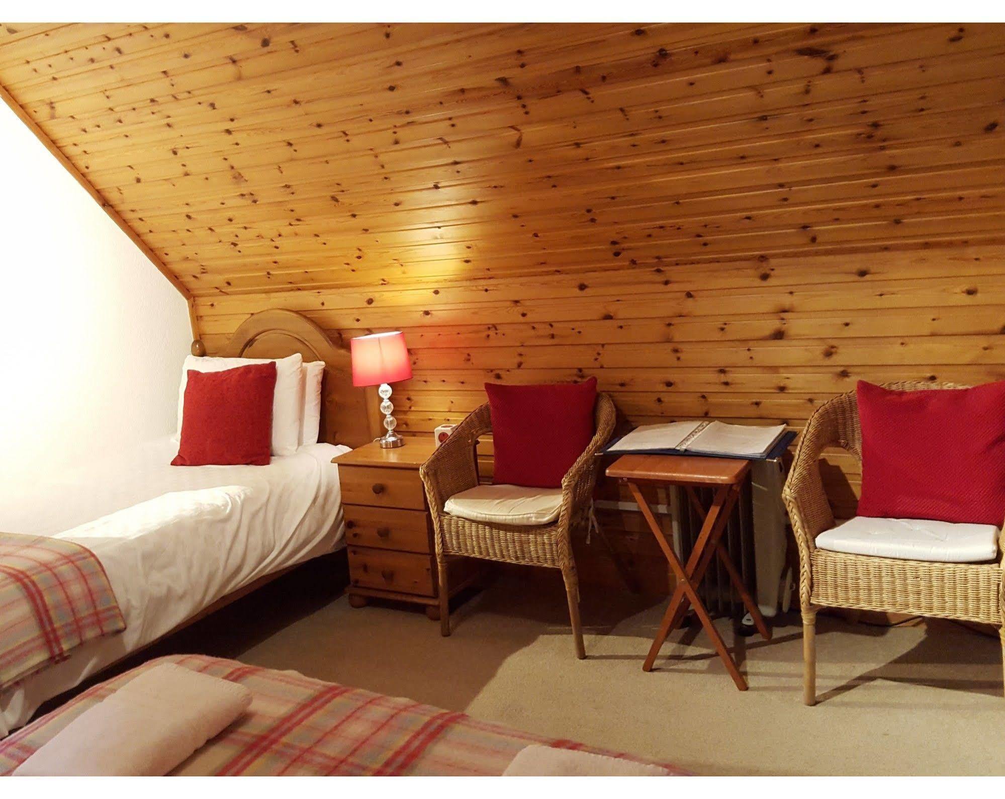 Carn Mhor Bed And Breakfast Aviemore Eksteriør billede