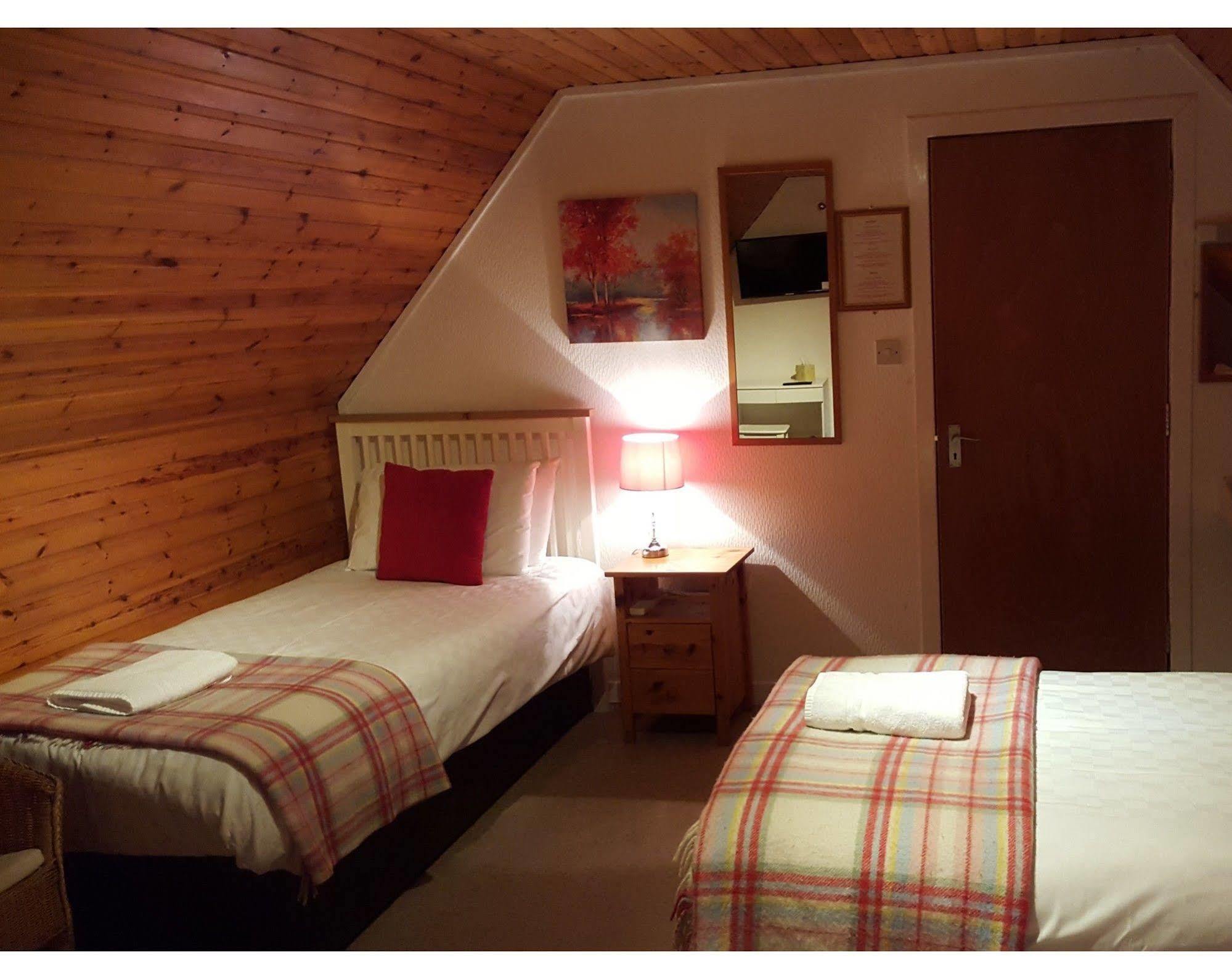 Carn Mhor Bed And Breakfast Aviemore Eksteriør billede