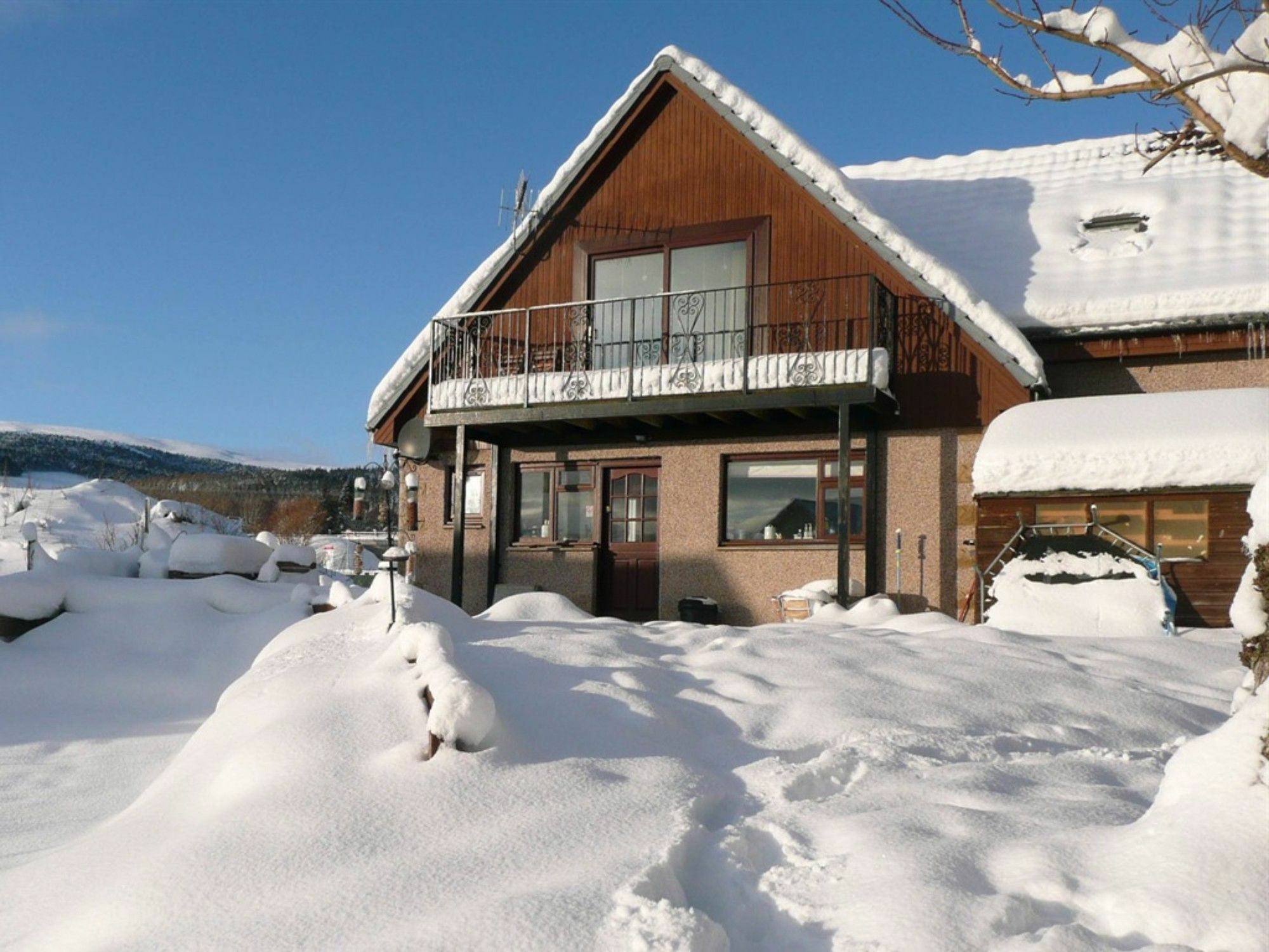 Carn Mhor Bed And Breakfast Aviemore Eksteriør billede
